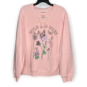 NWOT “Wild And Free” 1X Pink Butterfly Bee Floral Graphic Crew Sweatshirt Ladder